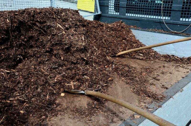 Bark Mulch Installation